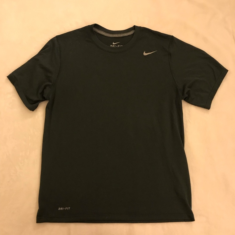 🔥3/$30 Nike Dri-Fit T-Shirt